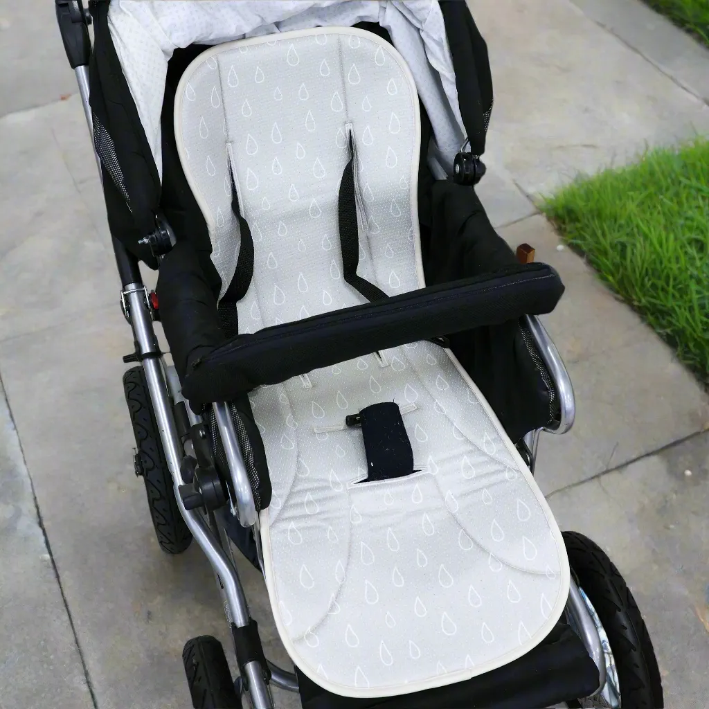 Nordic AIR  Reversible Pram Liner - Sand/Grey